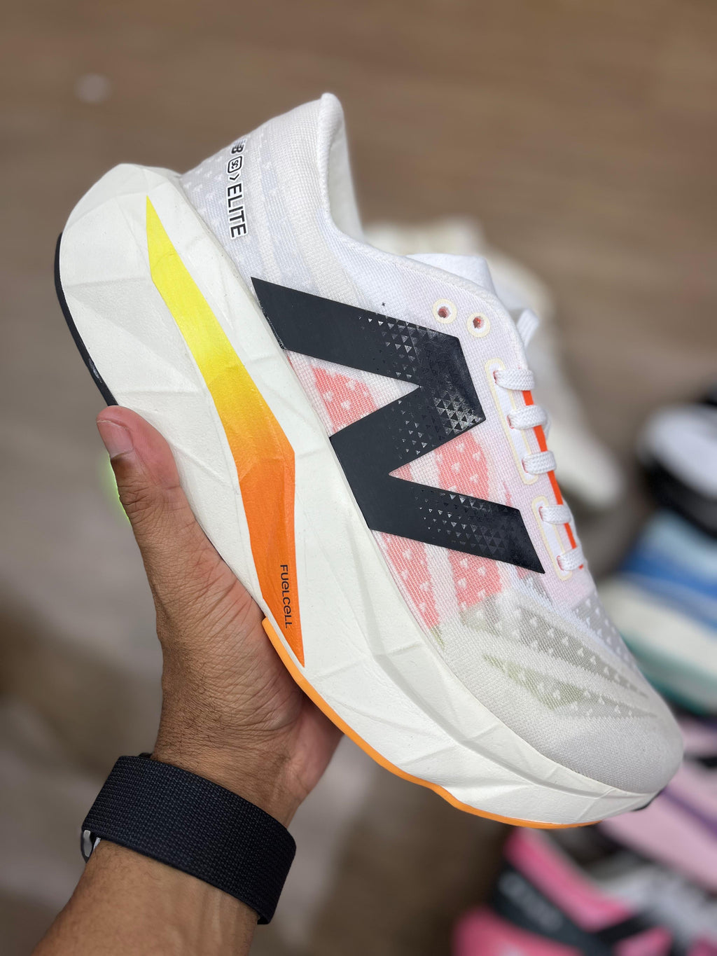 Tênis New Balance Fuelcell - Masc