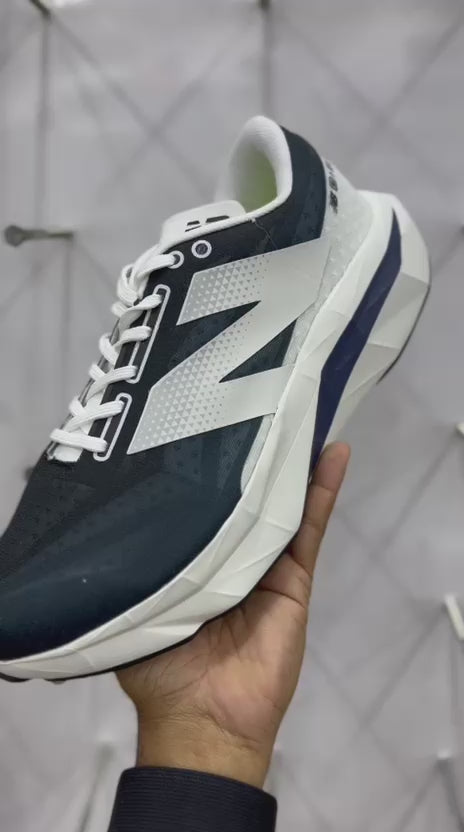 New Balance Fuelcell